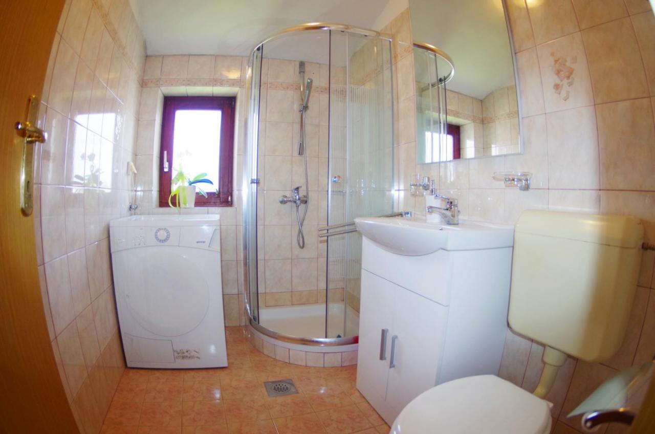 Holiday Home Elvis, Village Kujici Hreljici ภายนอก รูปภาพ