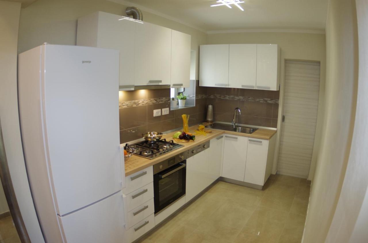 Holiday Home Elvis, Village Kujici Hreljici ภายนอก รูปภาพ